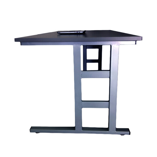 Educated furniture iquad+ desk with melteca top and steel legs for office and school administration areas